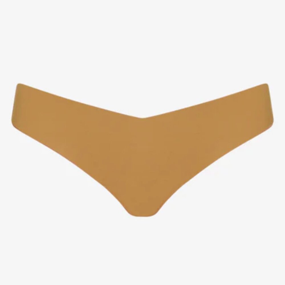 Commando Classic Solid Thong in Caramel/ Beige Size M/ L